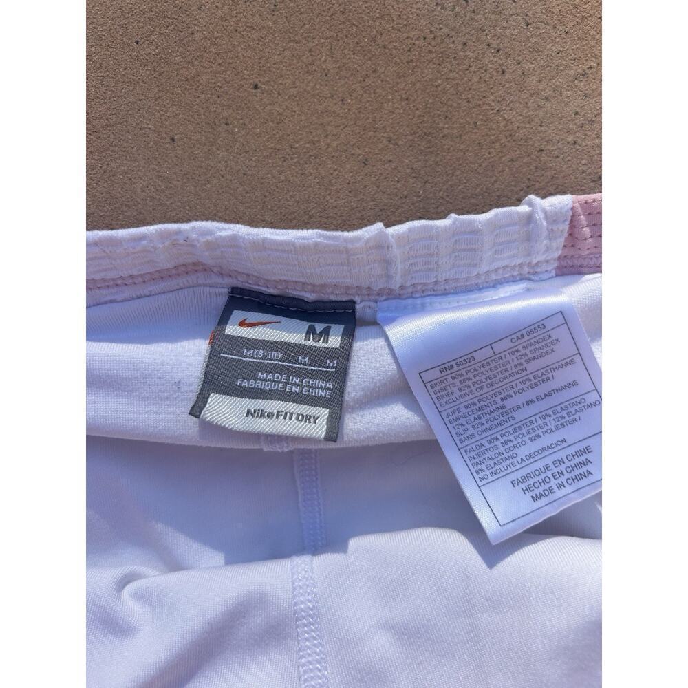 Nike Women’s Tennis Skort Size M (8-10) Pink White Performance Stretch AG - Picture 2 of 4